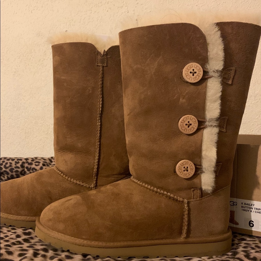 Ugg boots - Picture 3 of 8